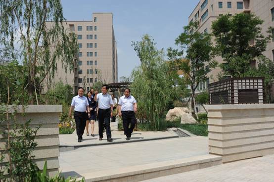 国家发改委西部开发司田锦尘司长一行考察兰州新区AG厅工业总部基地